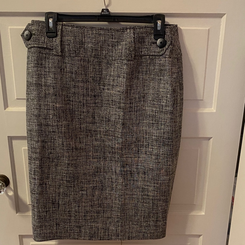 Carlisle Textured Black and Gray Pencil Skirt